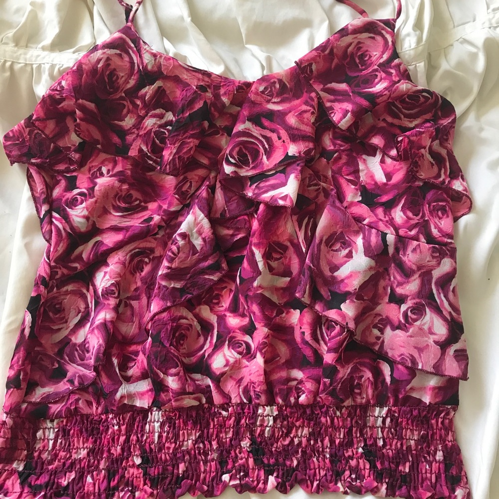 Rose patterned top